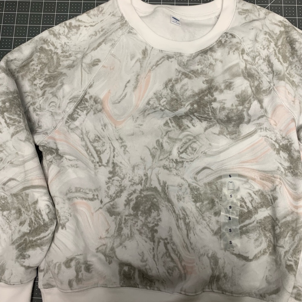 old navy crew neck